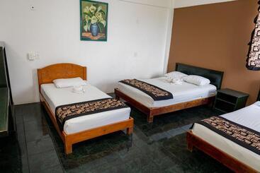 ホテル Las Palmas Cancún Centro