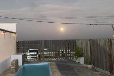 فندق Pousada Lua Branca