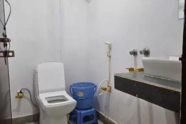 Resort Vrindavan Suites