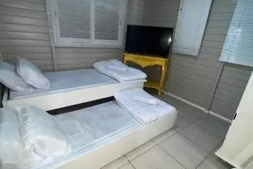 Retkeilymaja Uluwatu