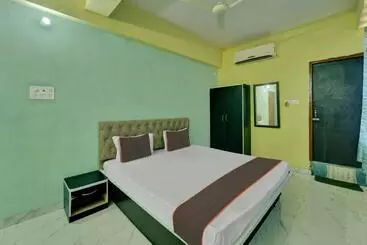 Hotel Collection O The Lotus Palace