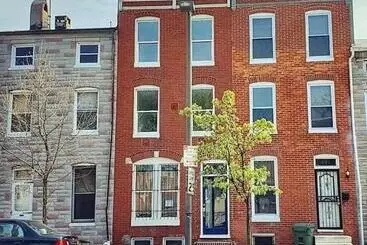 Pensionat Budget Bed Room Near Downtown Inner Harbor W Free Parking