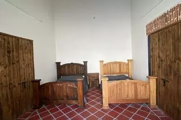 ペンション Hostal Con 4 Habitaciones Sencillas En Segundo Piso