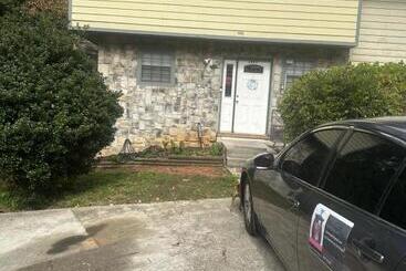 پانسیون Cozy Corner