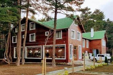 住宿加早餐  Adri̇a Aladağ Golcük