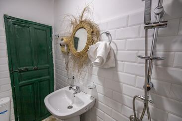 تختخواب و صبحانه Dar Usham Fes