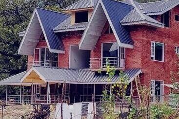 Hotel Marina Resort Pahalgam