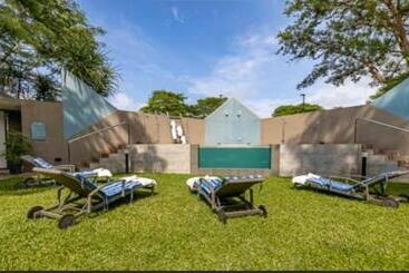 Unit P09/15 Dec @sanbonani Resort & Spa