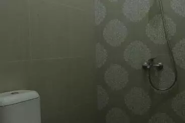 Hotel Oyo 93203 Kost Eksklusif Syariah