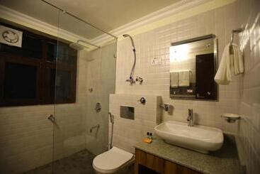 Hotel Shaf Excellency