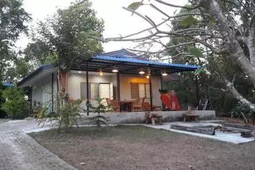 پانسیون สวนสน โฮมสเตย์