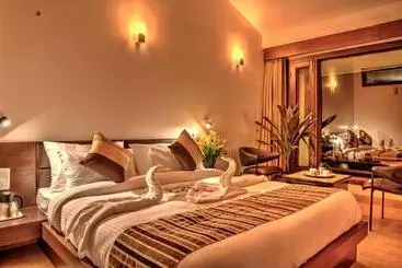 The Palm Luxuria, Best Hotel In Bhimtal