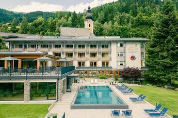 Evident Hotel Prägant