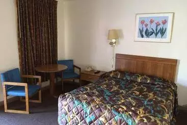 ホテル Budget Inn   Scottsboro