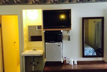 בית מלון כפרי Regency Inn Bridgeport Frankenmuth