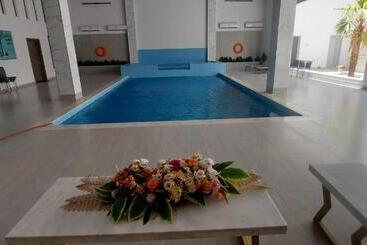 Bed and Breakfast قاعة وشاليه ومسبح ماز