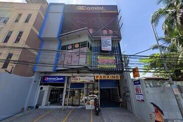 Aparthotel Cozy Studio With Netflix And Pool Near Cubao And Greenhills