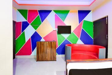 בית מלון כפרי Super Oyo Dreams Inn