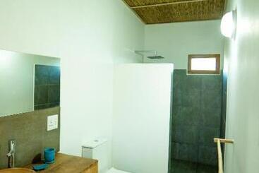 ペンション India Blue