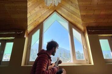 Flüstern A Boutique Hostel