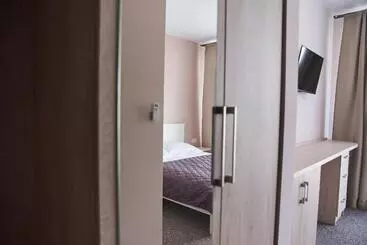 Retkeilymaja вілла край неба