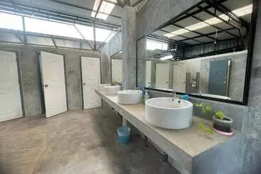 Majatalo Baanrimfai Homestay