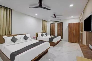 Hotel Collection O Infini Palace