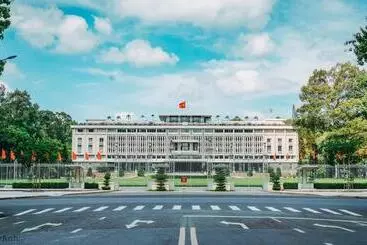 ベッドアンドブレックファースト Landmark Plus Free Gym And Pool