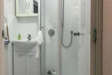 민박 K&r Orewa Homestay