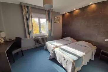 ホテル Hôtel Restaurant à L Etoile