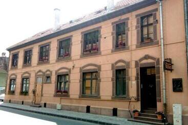 膳宿费 Residence Castelului