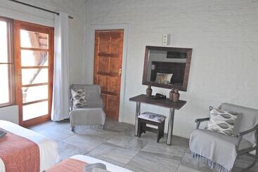 Balule Bushveld Safari Lodge