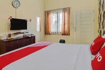 Hotel Ardisha Homestay Syariah By Oyo