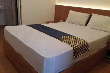 Szálloda Bintang Khanida Syari Ah