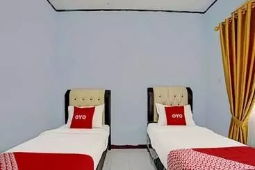 هتل Maqomi Homestay Syariah By Oyo