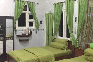 Hotel Oyo 93055 Fathin