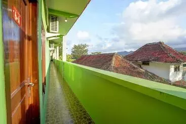 Hotelli Sahabat Syariah By Oyo