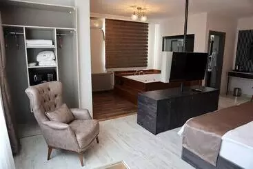 Otel Sar Per