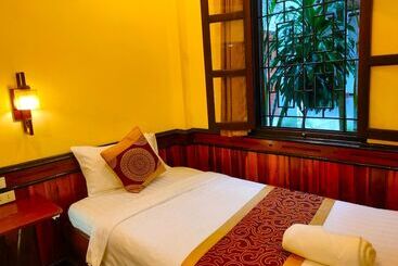 Lotus Corner   Heritage B&b