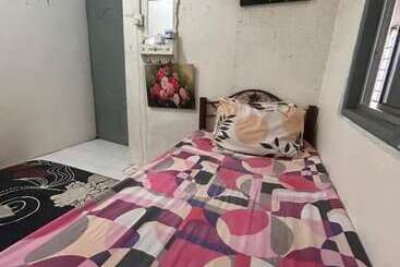 Pensjonat Huda Homestay Bandar Tanah Merah