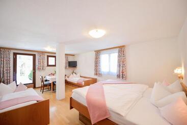 Hotelli Chalet Sonne Vandans