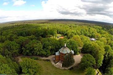 Szálloda Pałac Myśliwski W Antoninie