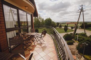 ホテル Podkowa Modliszów