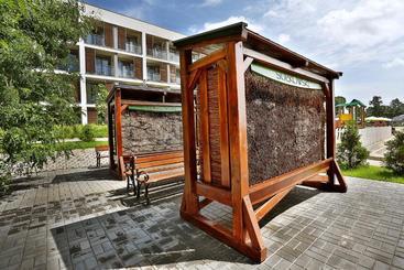 فندق Sułkowski Conference Resort