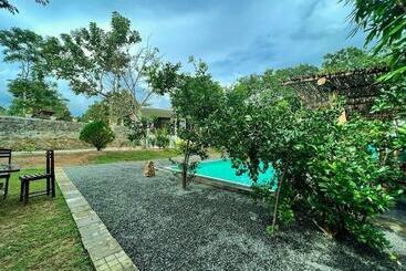 فندق Lily Resort Udawalawe