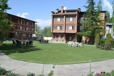 Hotel Palace Inn Shrinagar