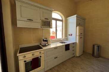 تختخواب و صبحانه The Old Mill