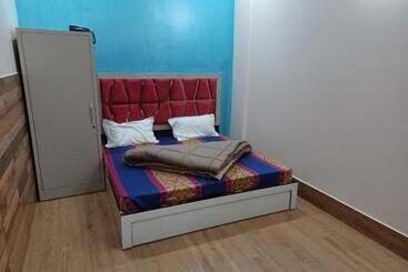 호텔 Paradise Home Stay