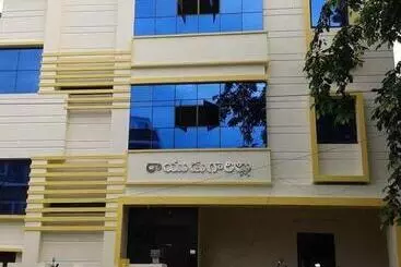 Rayudugarillu Men S Deluxe Hostel