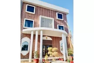 Dharma Resorts,fatehpur Sikri